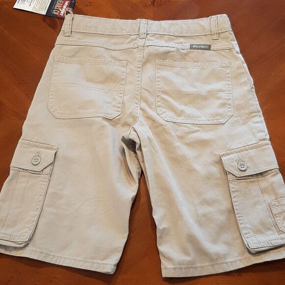 Wrangler Cargo Shorts - Picture 3 of 10